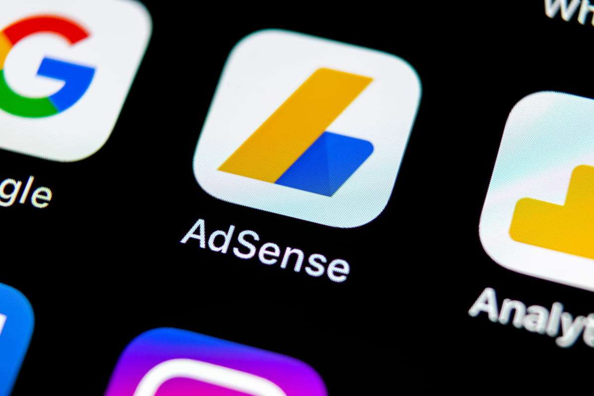 Czym jest AdSense?